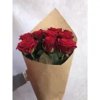 Букет цветов из красных роз "Маричка" (9 шт.) с доставкой по Киеву. 