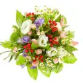 Букет-корзина из розовых кустовых роз и альстромерии, голубой фрезии и ромашек №15